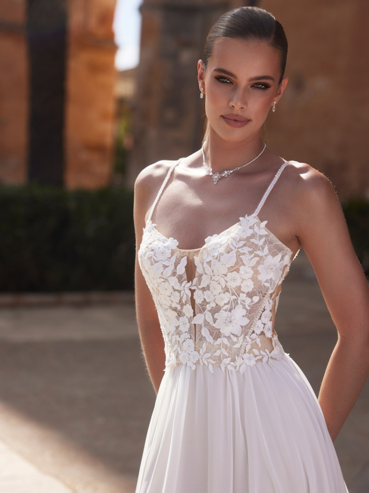Bianco evento E472 Top/Corset main product photo