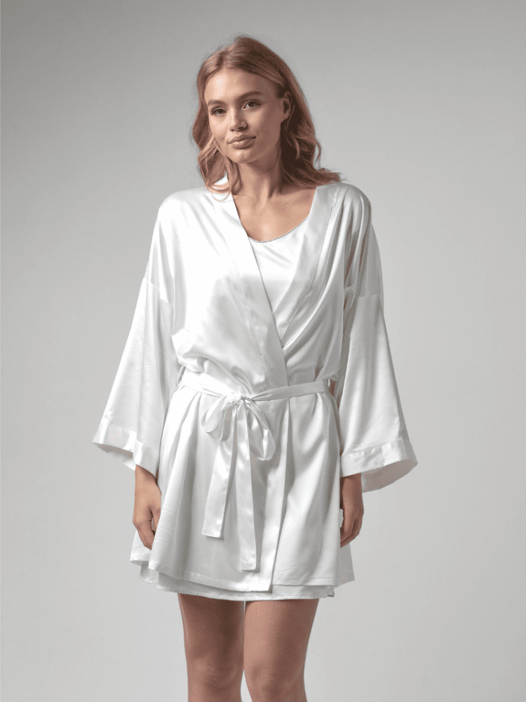 Poirier BN-745B Kimono dla panny młodej z satyny w kolorze kości słoniowej main product photo